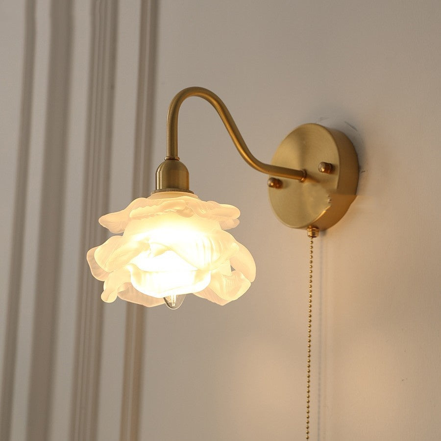 Sylvara - Artistic Flower Wall Lamp