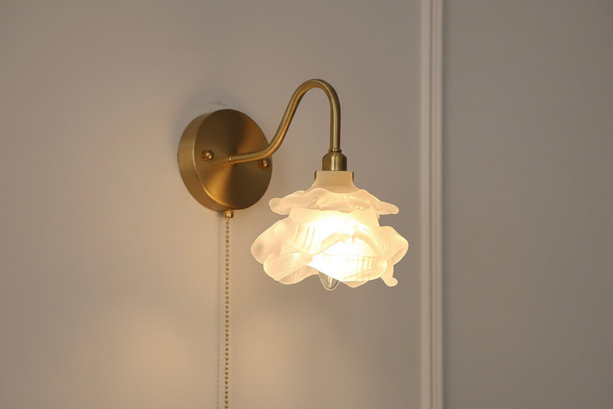Sylvara - Artistic Flower Wall Lamp