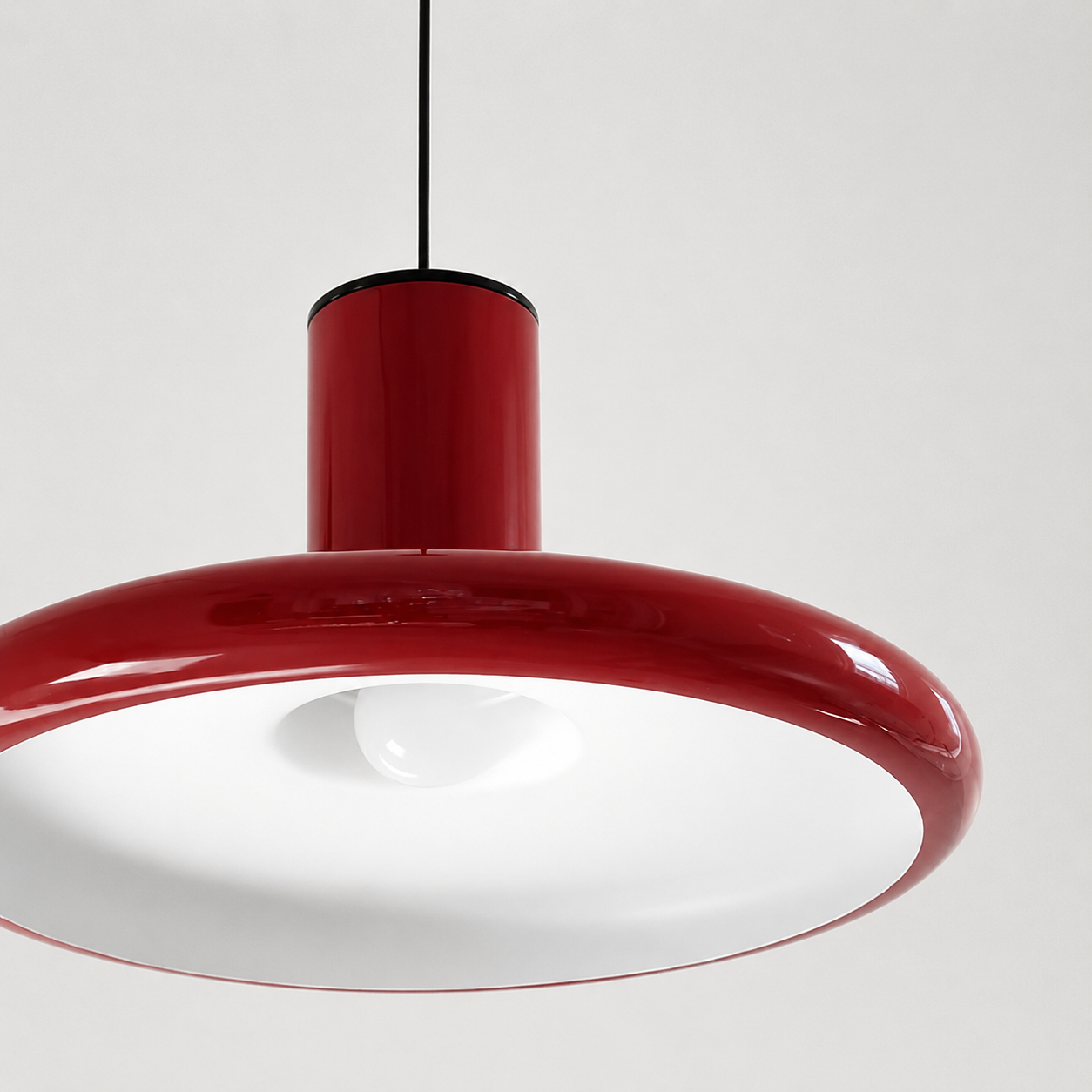 Orbyn - Modern UFO Pendant Light